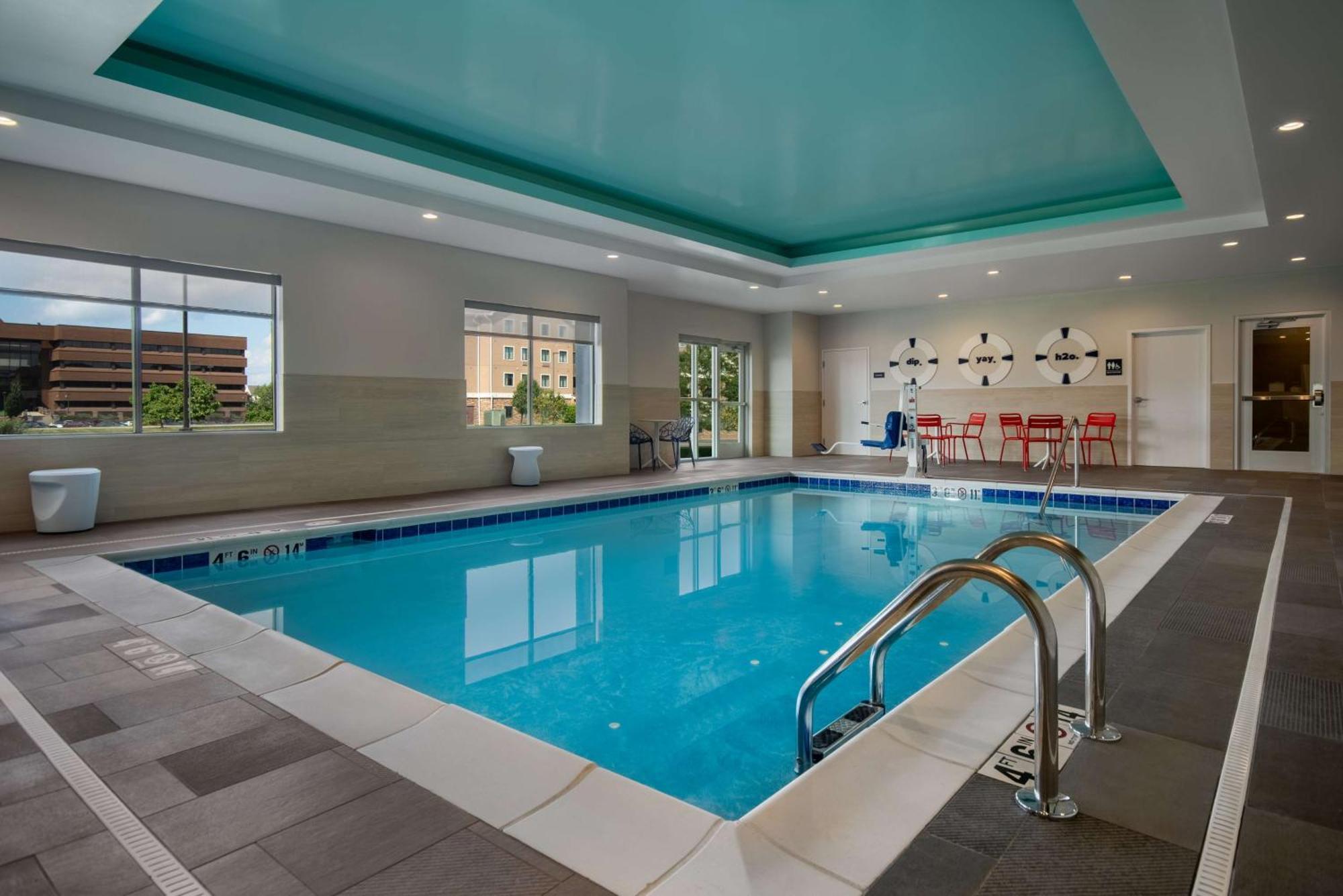 Tru By Hilton Merrillville Εξωτερικό φωτογραφία